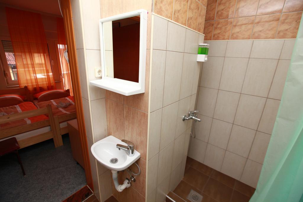 Hostel Cuba Banja Luka Exterior photo